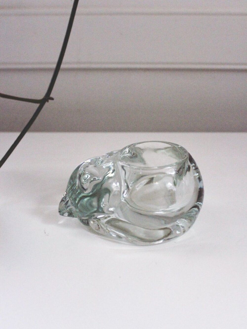 Vintage Indiana Glass Sleeping Cat Votive Candle Holder Figurine Paperweight Hea